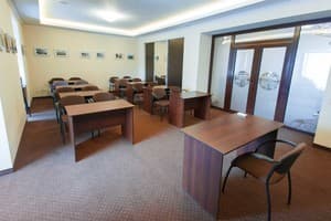 Abri Hotel 38