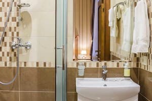 Дворянский 14