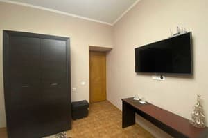 Дворянский 23