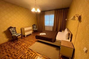 Дворянский 37