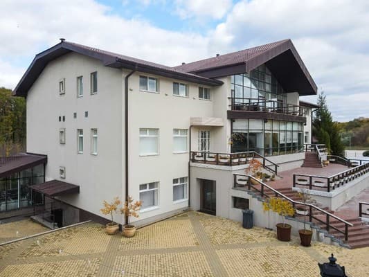 Lavina Park Hotel 1