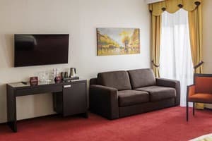 Menorah Hotel 18