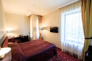 Готель Menorah Hotel. Стандарт двомісний Економ   (двомісне розміщення) 1