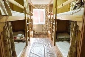 Хостел Sweet Home. Место в женском 8-местном номере №3 1