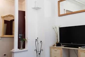 на Д.Яворницкого 3