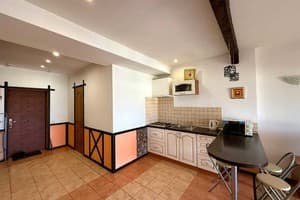 на проспекте Поля-2 2