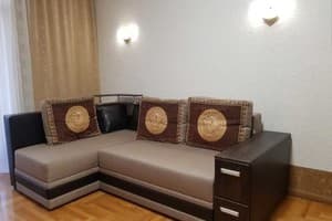 пр. Яворницкого, 67 1