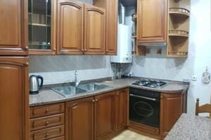 пр. Яворницкого, 67 3