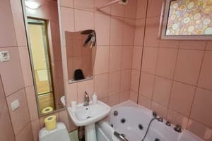 возле памятника Славы 4